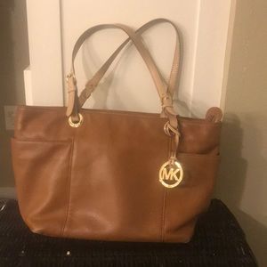Michael Kors Jet Set Tote